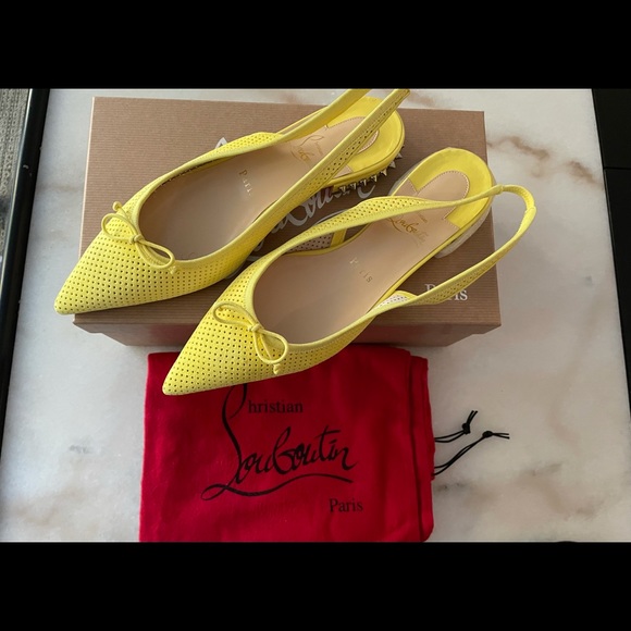 🔥🔥100%Authentic  Christian Louboutin Hall Spike - Picture 1 of 12